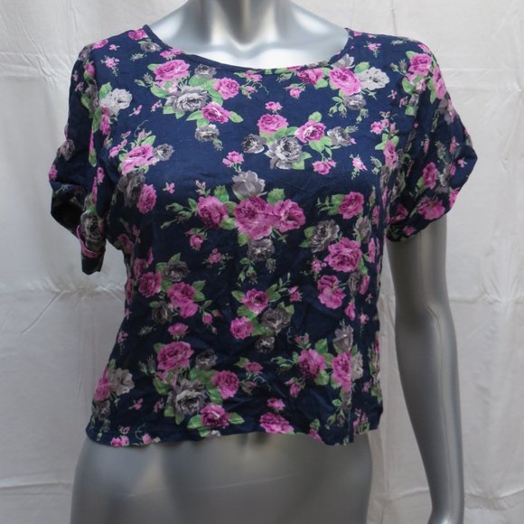 Forever 21 Dark Blue Floral With Lace Top - Picture 1 of 5